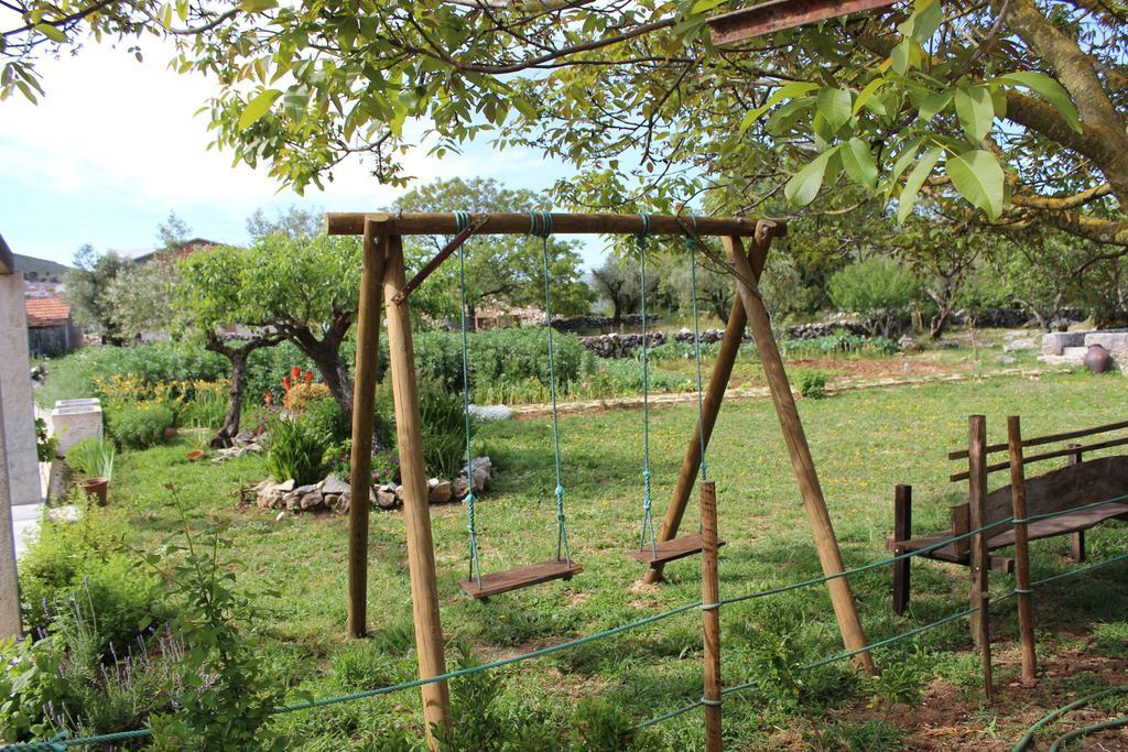 Retiro Da Avo Lidia - Turismo Rural Mendiga Exterior photo