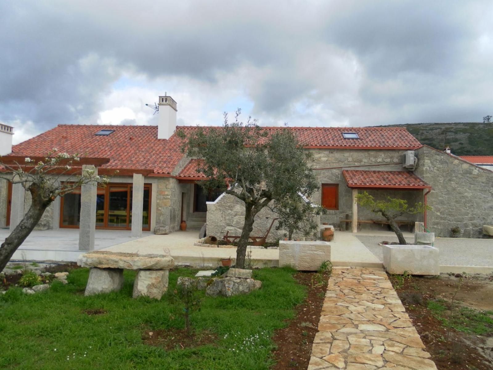 Retiro Da Avo Lidia - Turismo Rural Mendiga Exterior photo